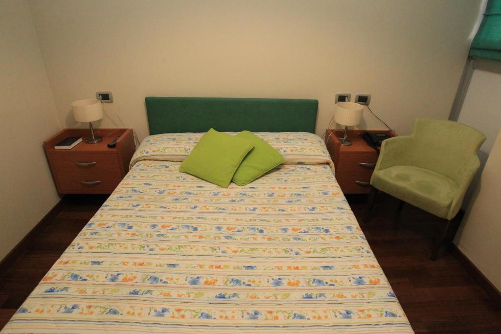 Hotel Santa Caterina Bergamo Pokoj fotografie